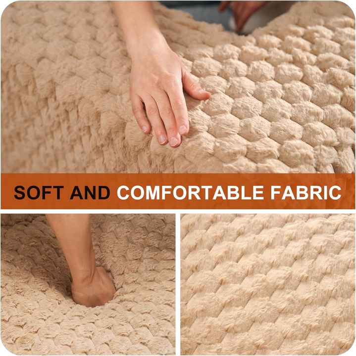 Sofá-cama macio em formato de U para varanda de quarto de hotel